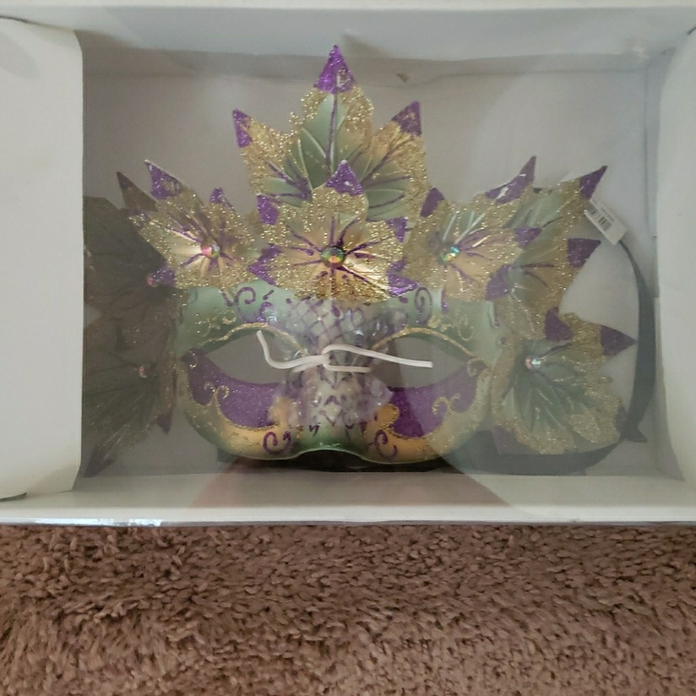 Mardi Gras Face Mask